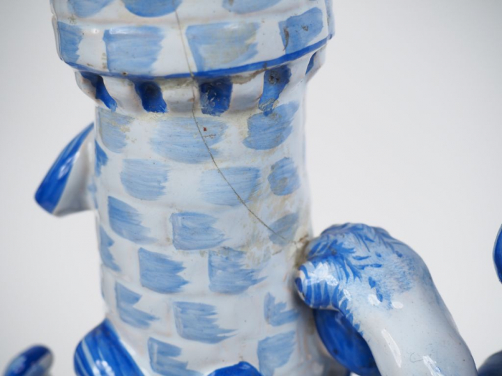 Emile GALLE à Nancy. Candélabre en faïence de St Clément en forme de l