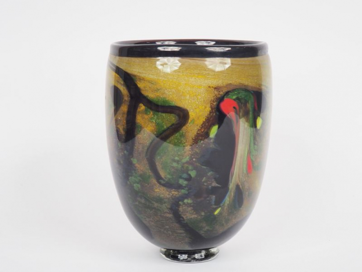 Robert PIERINI. Vase en verre soufflé à décor mêlé abstrait. Signé. H.