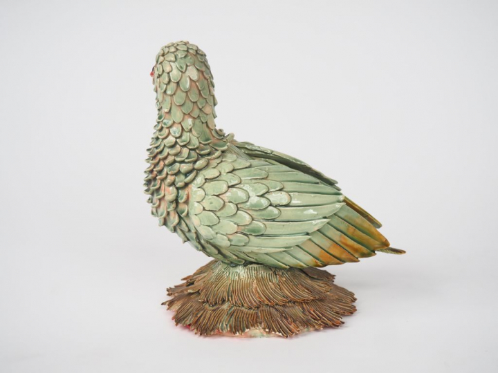 Sujet XXème en céramique polychrome, "Tourterelle". Signé L. SAINT B. 