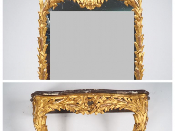 Console et miroir de style Louis XV en bois sculpté et doré à décor de