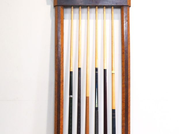 Billard Charles X en marqueterie représentant des Maréchaux d'Empire d