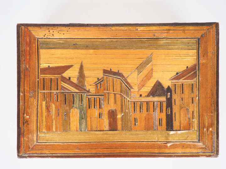 Boîte à ouvrage XIXème en marqueterie de paille, couvercle à décor d'h