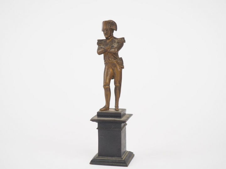 Sujet en bronze XIXème, double patine, "portrait de Napoléon en pied".