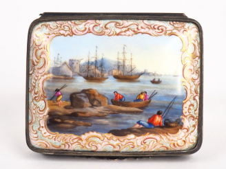 Vente aux enchères Couvercle de boîte à tabac fin XVIIIème - début XIXème en porcelaine à