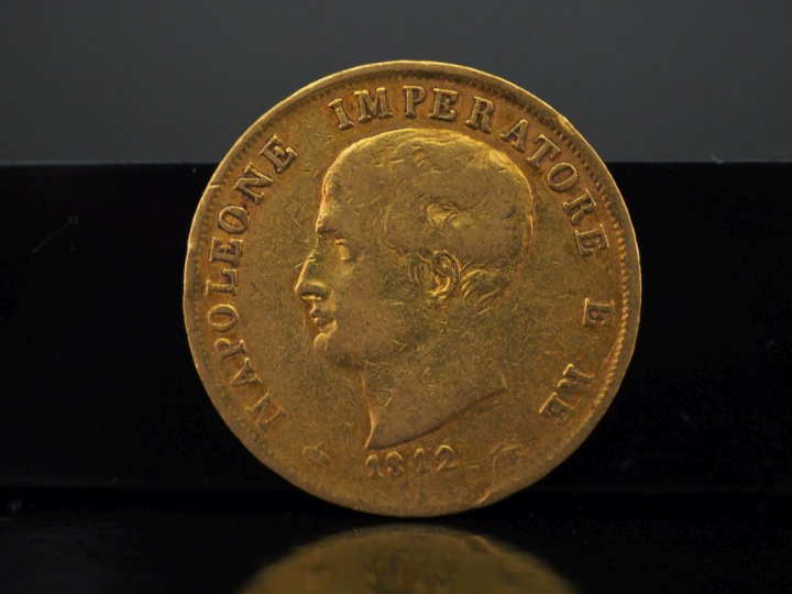 Pièce de 40 Lire or, Napoléon empereur, 1812. (légèrement usée)   