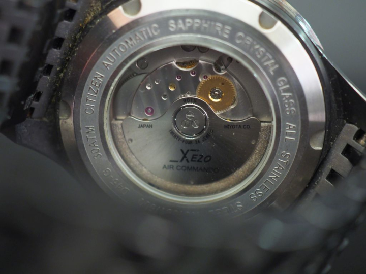 XEZO, Air Commando Montre bracelet d'homme en acier.  Cadran rond à ch