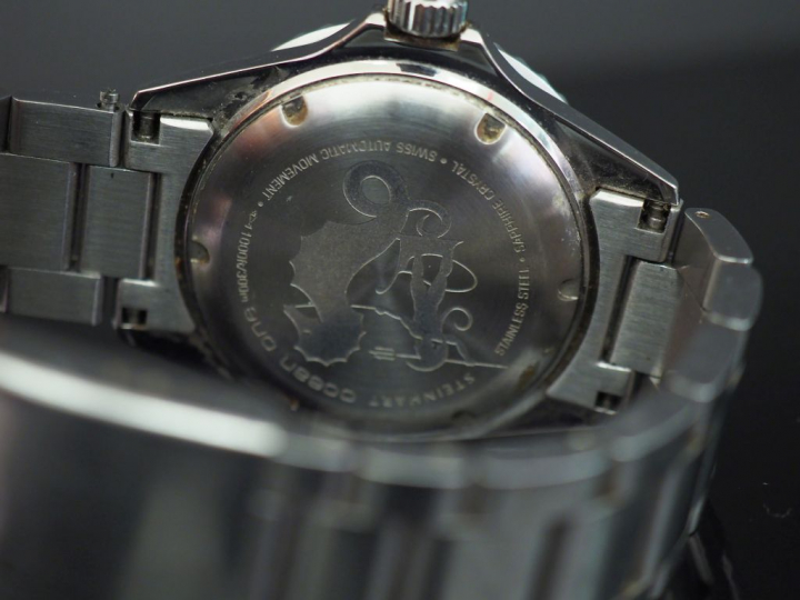 STEINHART, Ocean One Montre bracelet en acier. Cadran à pastilles et i