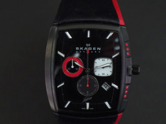 Vente aux enchères SKAGEN, Montre bracelet, boitier en acier.  Cadran rectangulaire de fo