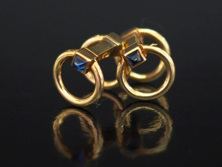 Paire de boutons de manchettes de style Art déco en or jaune, sertie d