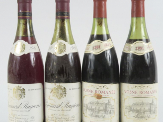 Vente aux enchères 4 BOUTEILLES de 1981 : 2 VOSNE ROMANÉE PAUL REITZ 3,5 CM/4,5 CM -2 POM