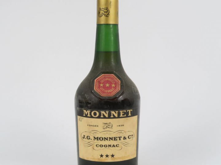 1 BOUTEILLE COGNAC MONNET ***