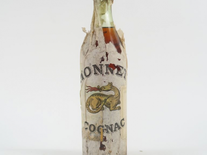1 VIELLE BOUTEILLE COGNAC MONNET - BS