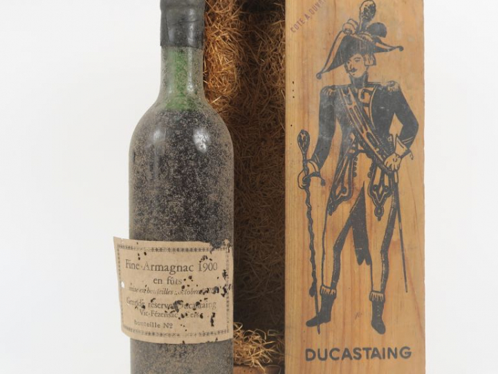 1 BOUTEILLE FINE ARMAGNAC 'GRANDE RÉSERVE' DUCASTAING - 1900 - COFFRET