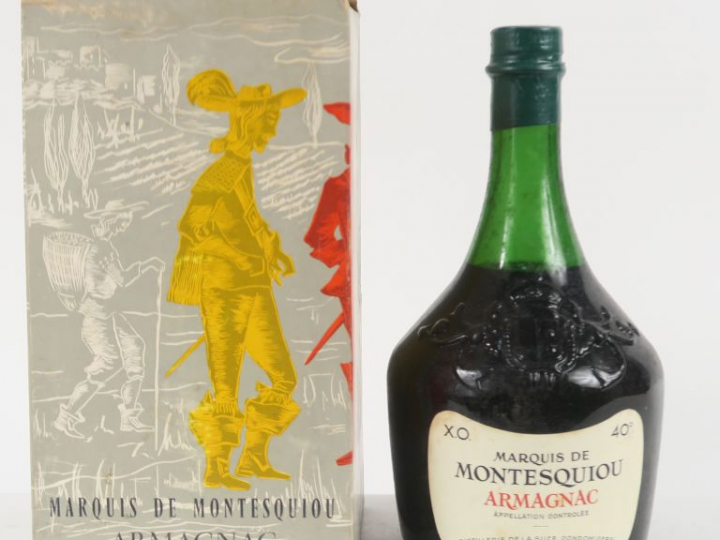 1 VIEILLE BOUTEILLE ARMAGNAC 'X.O.' MARQUIS DE MONTESQUIOU - COFFRET