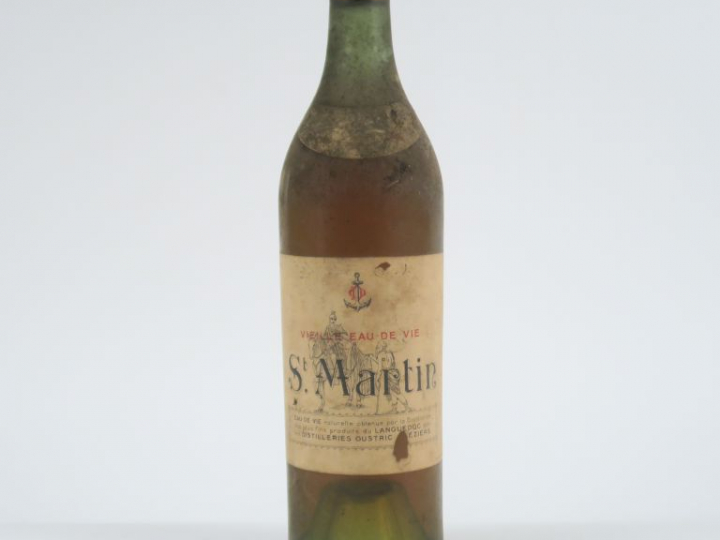 1 VIEILLE EAU DE VIE ST MARTIN - CAPS ÉTAIN