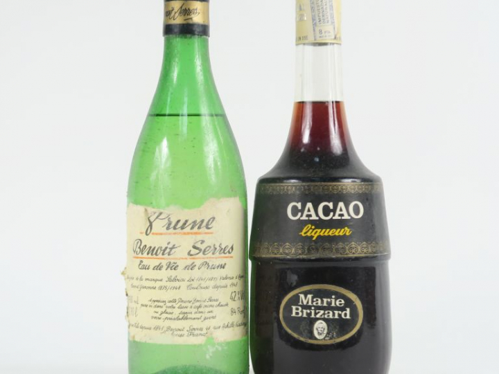 2 BOUTEILLES : 1 EAU DE VIE DE PRUNES BENOIT SERRES 42° - 1 LIQUEUR CA