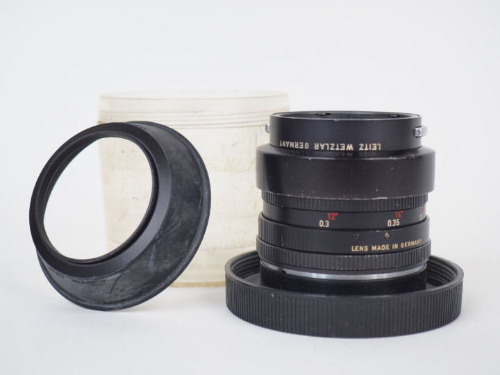 LEITZ Elmarit-R F=35/1:2.8 n°2034157. Objectif avec parasoleil.  (état