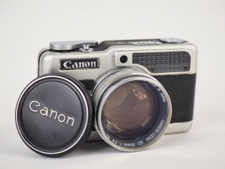 Vente aux enchères CANON DEMI. Appareil photographique avec objectif CANON SD F=50 mm/1:2