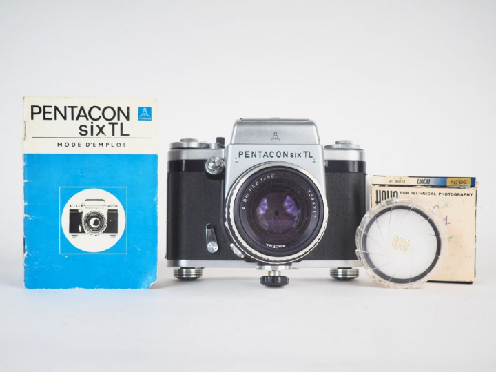 PENTACON VI TL. Appareil photographique n° 53116 avec objectif BIOMETA