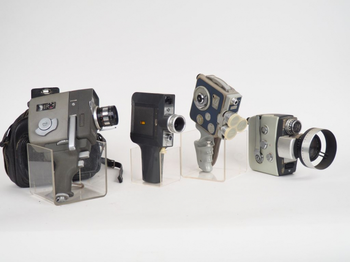 Lot de quatre caméras :  - EUMIG C3M  - AGFA MOUVEX CV - AGFA XE - ELM