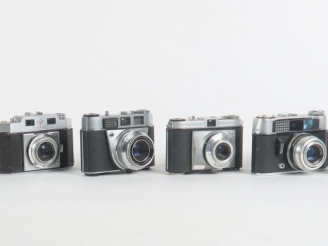 Vente aux enchères Lot de huit appareils photographiques : - KODAK RETINETTE F n°410450 -