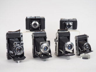 Vente aux enchères Lot de six appareils photoghraphiques Folding :  - KODAK RETINETTE  - 