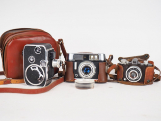 Vente aux enchères Lot de 2 appareils photographiques et 1 caméra : - VOIGTLANDER VITO CL