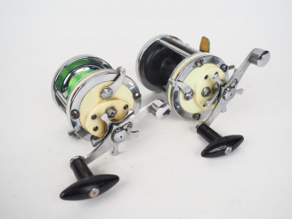 Vente aux enchères 2 moulinets de pêche MITCHELL Captain n°600 et n° 602