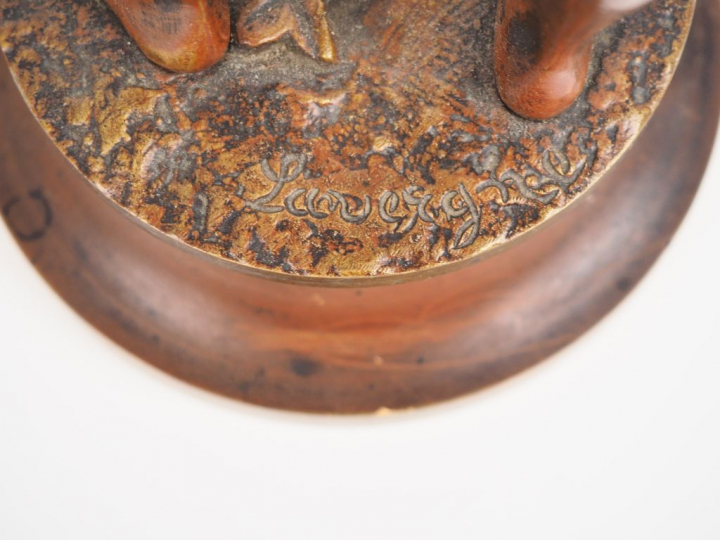 LAVERGNE.  "le joueur de fifre au lézard" Sujet en bronze à patine méd