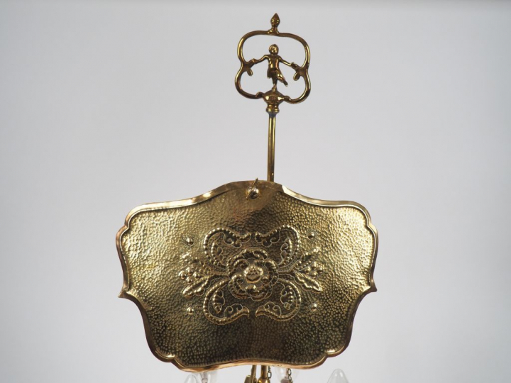 Lampe à réflecteur XIXème en bronze et laiton éclairant à cinq lumière