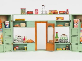 Vente aux enchères Lot de 2 épiceries anciennes garnies avec ses accessoires des années c