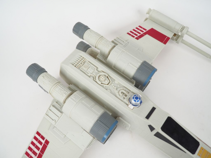 HASBRO KENNER, X wing. Dim. 75 x 65 cm