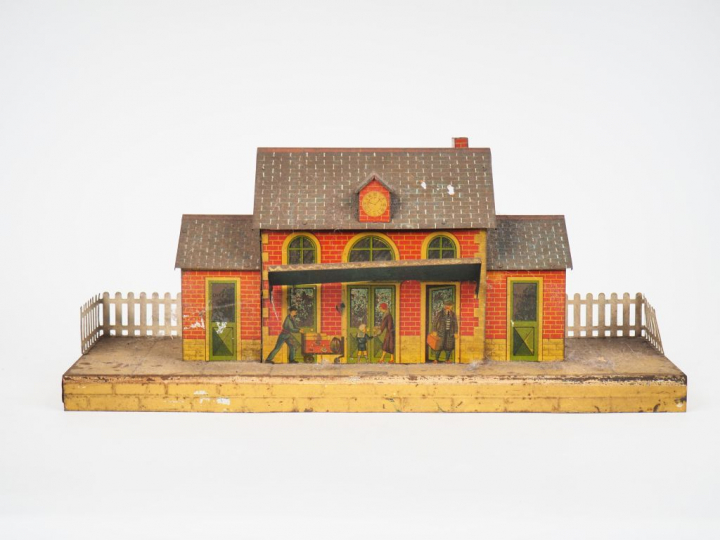 HORNBY. Gare de Dijon, état moyen.