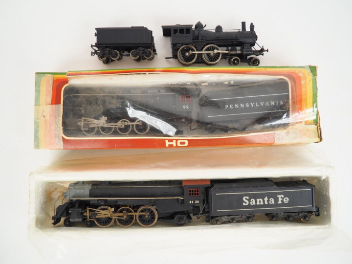 Matériel roulant HO lot de 2 locomotives et tenders appareillés par le
