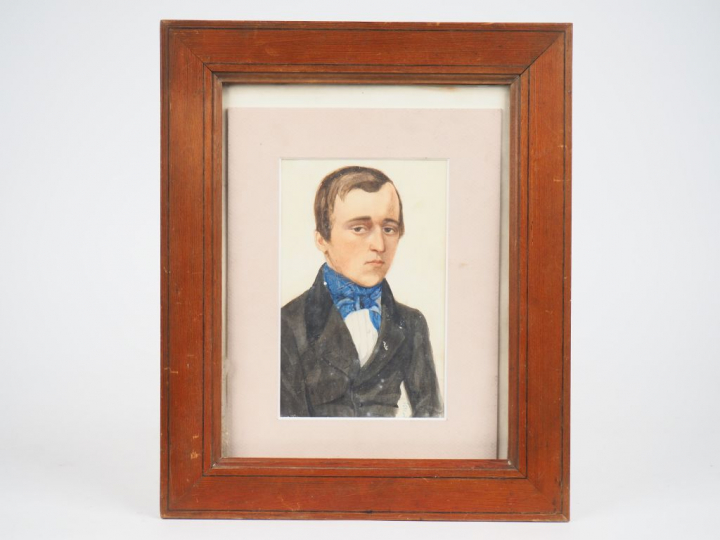 Ecole française XIXème. "Portrait de jeune homme au foulard". Aquarell