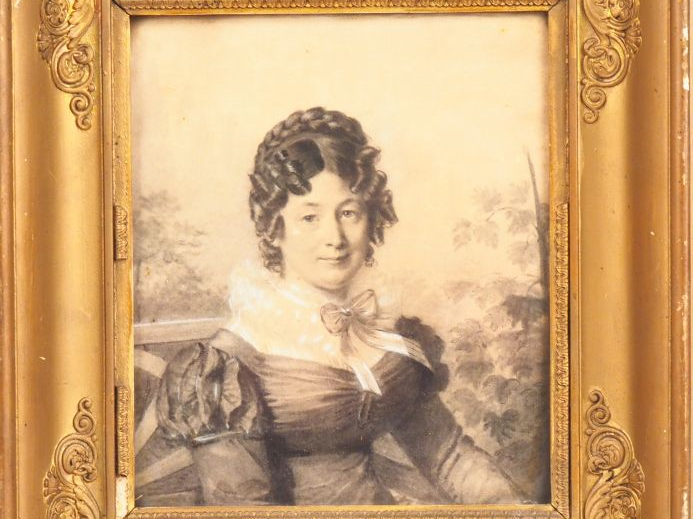 Ecole française XIXème. "Portrait de femmes". Paire de dessins rehauss