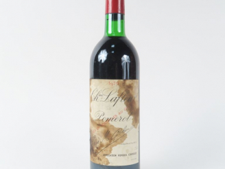 Vente aux enchères 1 BOUTEILLE CHÂTEAU LAFLEUR POMEROL - 1979 - BG/ET