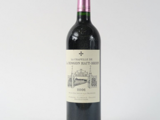 Vente aux enchères 1 BOUTEILLE LA CHAPELLE HAUT BRION GRAVES - 2006