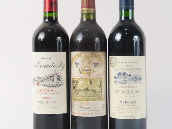 3 BOUTEILLES : 1 CHÂTEAU LA TOUR DE BY CB MEDOC 2005 - 1 CHÂTEAU D'ARS