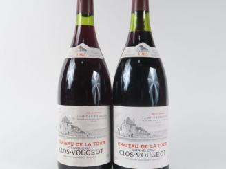 Vente aux enchères 2 MAGNUMS CLOS VOUGEOT GC CHÂTEAU DE LA TOUR - 1985
