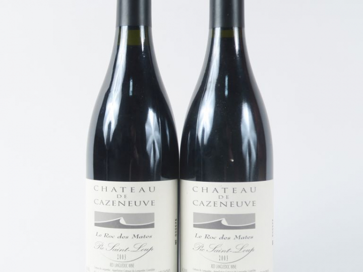 2 BOUTEILLES CHÂTEAU DE CAZENEUVE 'LE ROC DES MATES' PIC SAINT LOUP - 