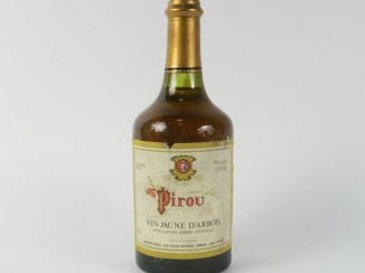 Vente aux enchères 1 BOUTEILLE VIN JAUNE AUGUSTE PIROU - 1978