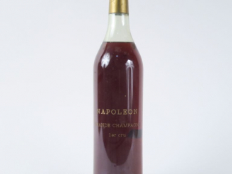 Vente aux enchères 1 BOUTEILLE COGNAC GRANDE CHAMPAGNE 1er CRU 'NAPOLEON'