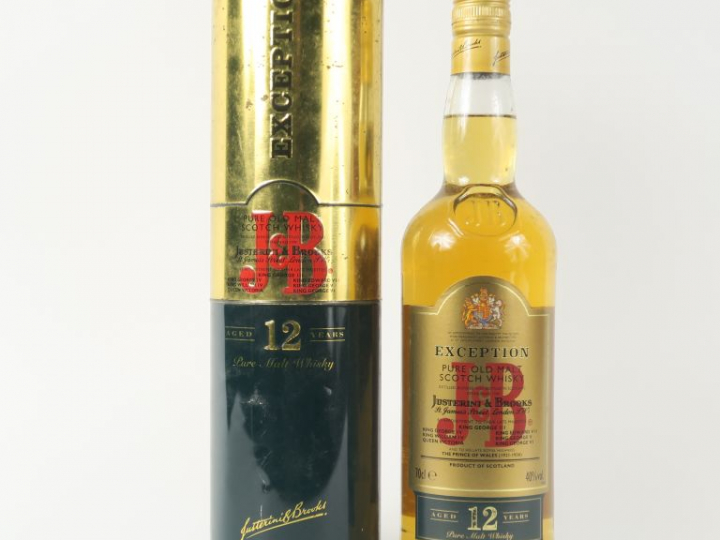 1 BOUTEILLE WHISKY J B 'EXCEPTION' 12 ANS - COFFRET
