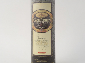 Vente aux enchères 1 BOUTEILLE WHISKY GLEN TURNER '8 ANS' - COFFRET