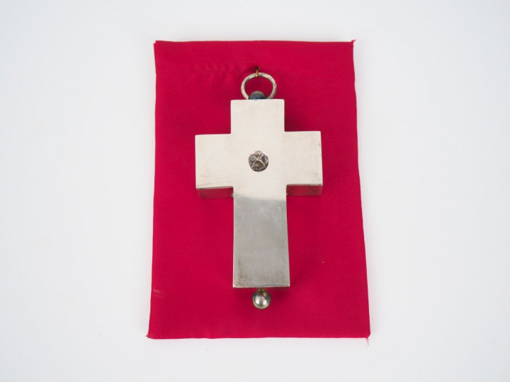 Reliquaire en argent. Poids : 120 g