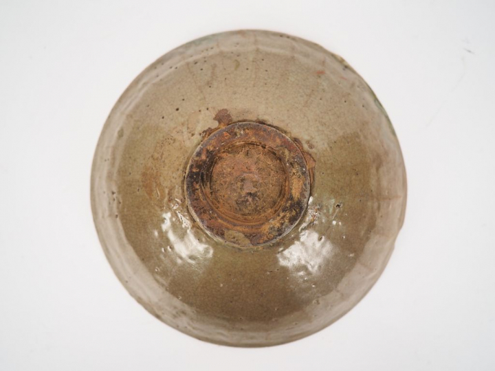 Vietnam XIIIe XIVe siècle, Tan hoa   Coupe en terre cuite émaillée cél