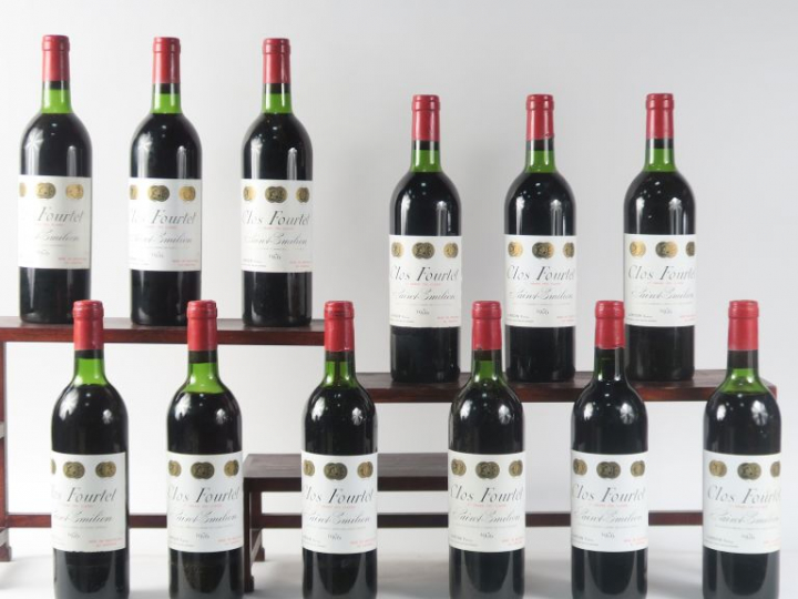 12 BOUTEILLES CHÂTEAU CLOS FOURTET 1er GCC ST EMILION - 1976 - CBO - 3