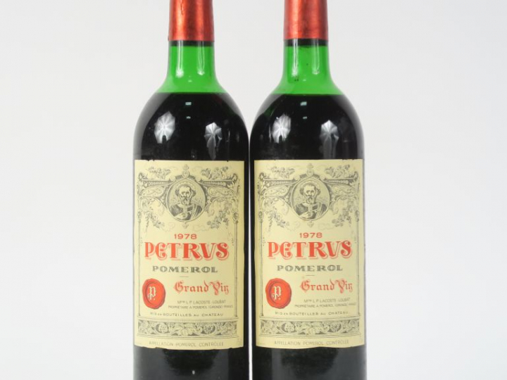2 BOUTEILLES CHÂTEAU PETRUS POMEROL - 1978 - HEP/1 CAPS CORRODÉE