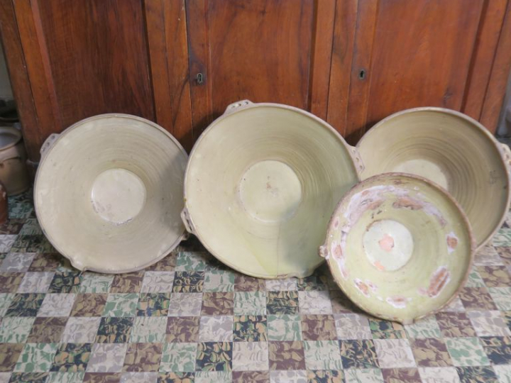 4 différentes grésales.